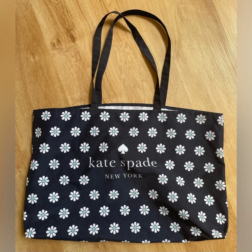 Kate Spade large tote bag navy blue floral daisies